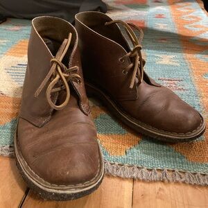 Clark’s original desert boot, women’s 9.5